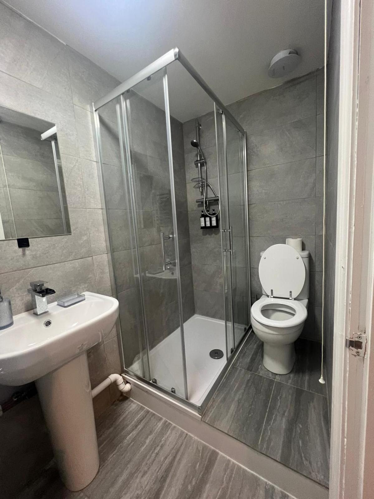Luxury In Luxury Out Apartment Nottingham Exterior photo