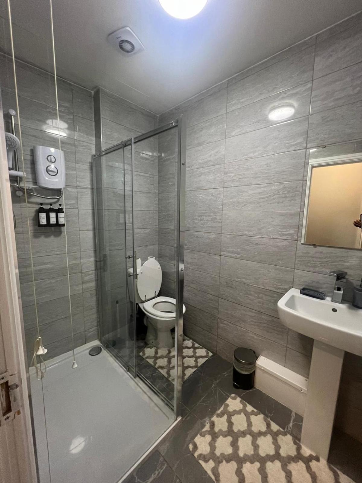 Luxury In Luxury Out Apartment Nottingham Exterior photo